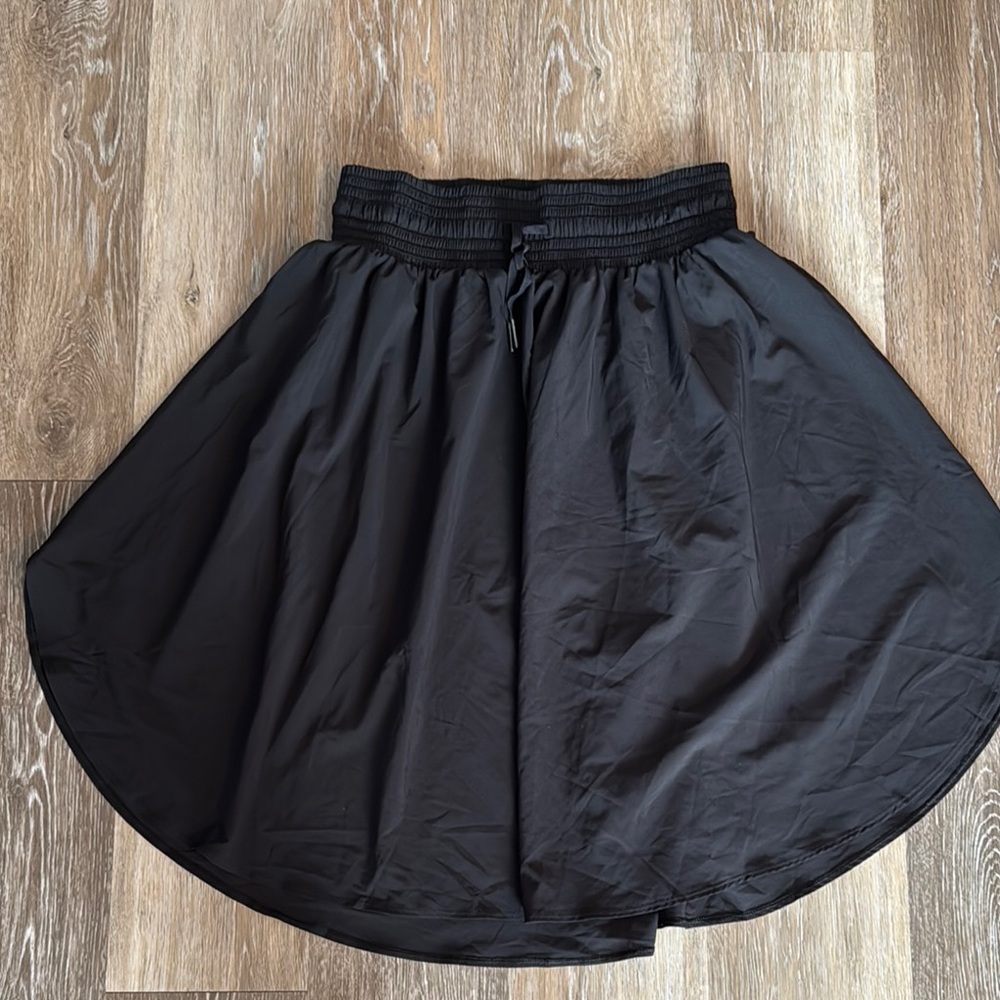 Lululemon Midi Black Women's Skirt